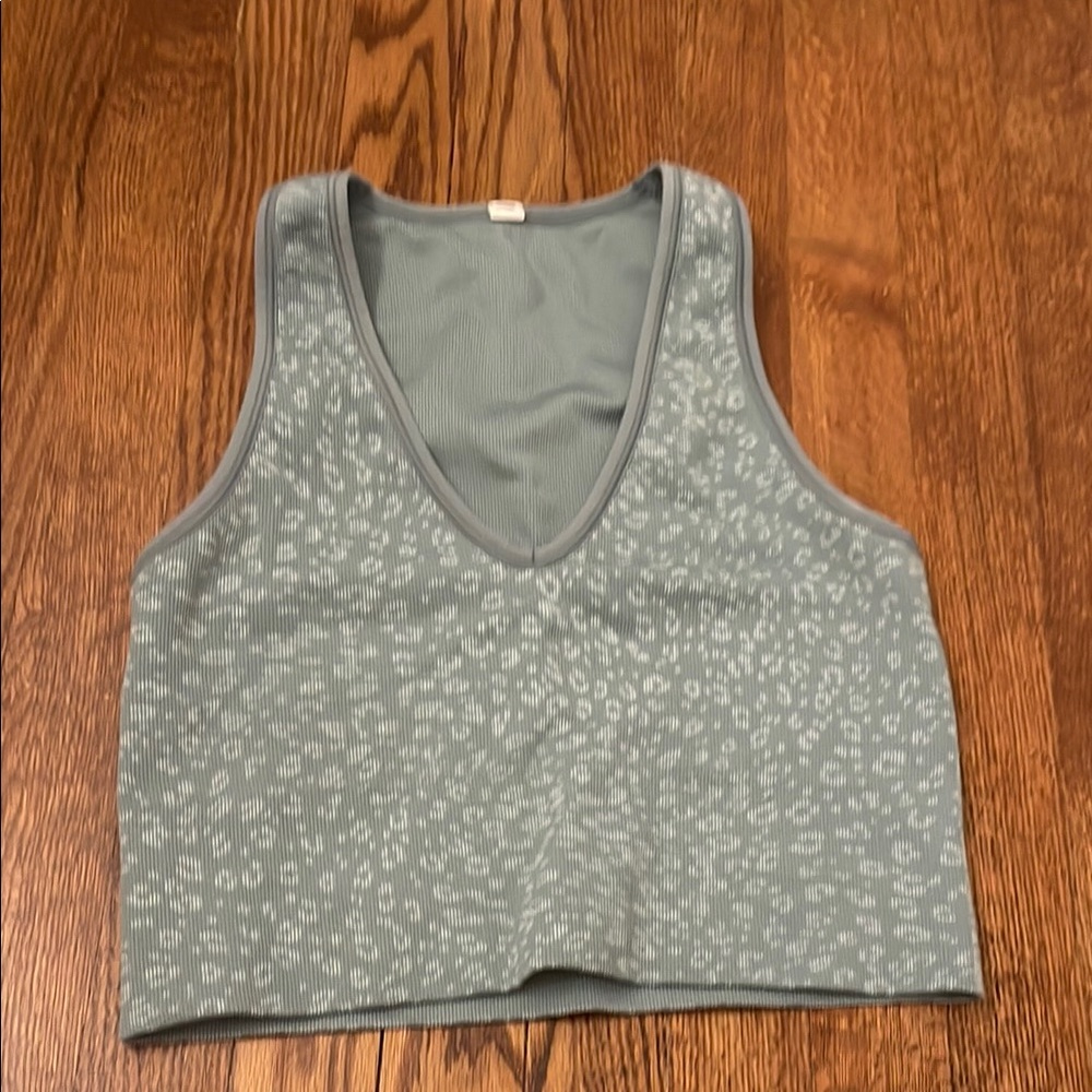 Women's Gray Sleeveless Athletic Top